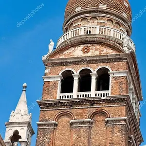 Red House Ai Mori , Venecia Italia