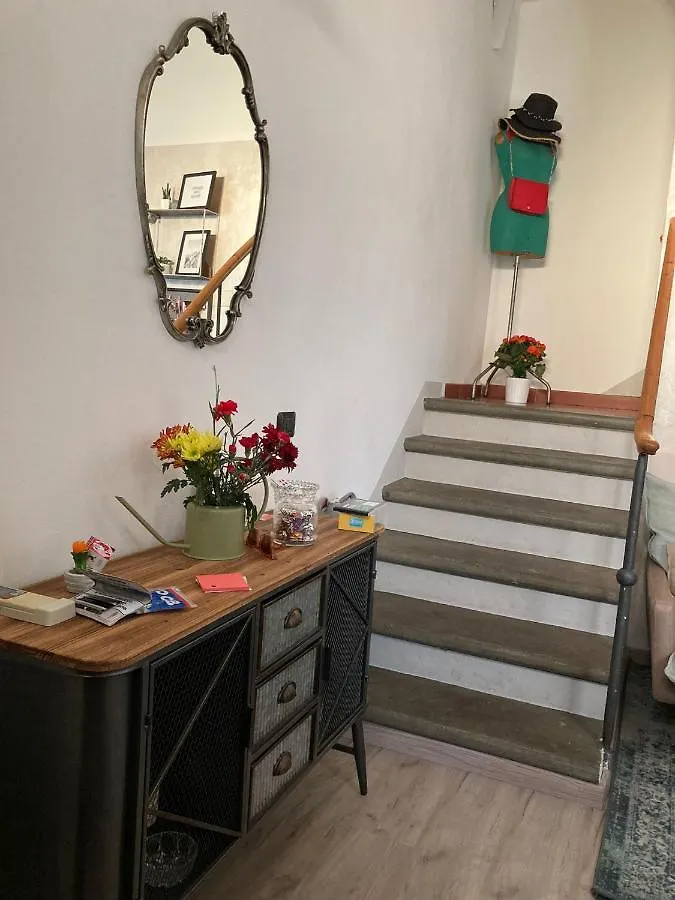 Apartment La Casa Dell'Arte E Della Moda. Florence Italy